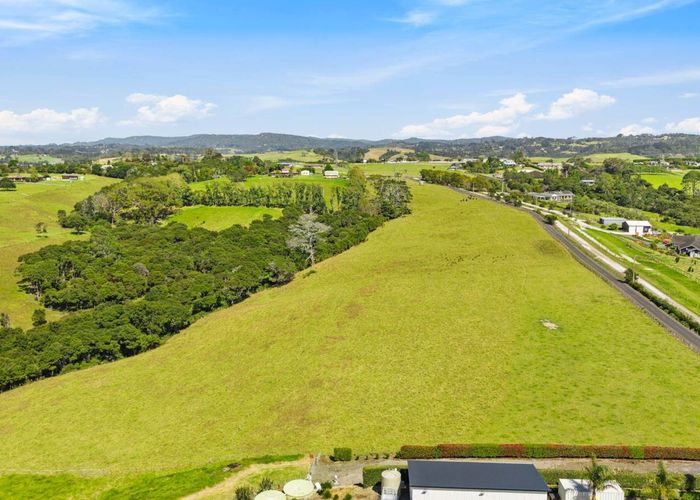  at 18 Peters Lane, Taupaki, Rodney, Auckland