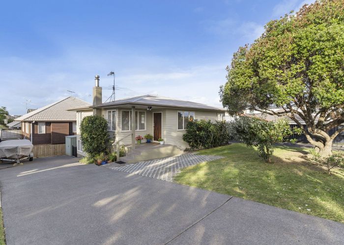  at 30 Elliot Street, Howick, Auckland