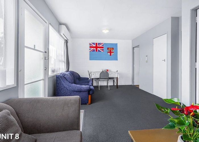  at 8/81 Lake Road, Frankton, Hamilton, Waikato