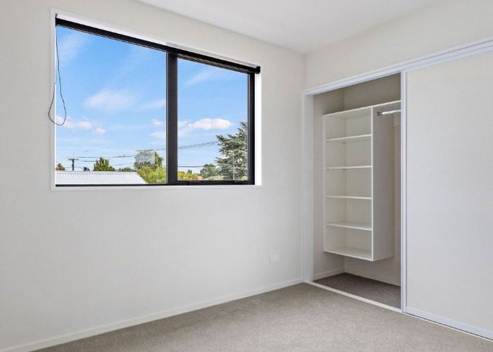  at 2/355 Barrington Street, Spreydon, Christchurch City, Canterbury