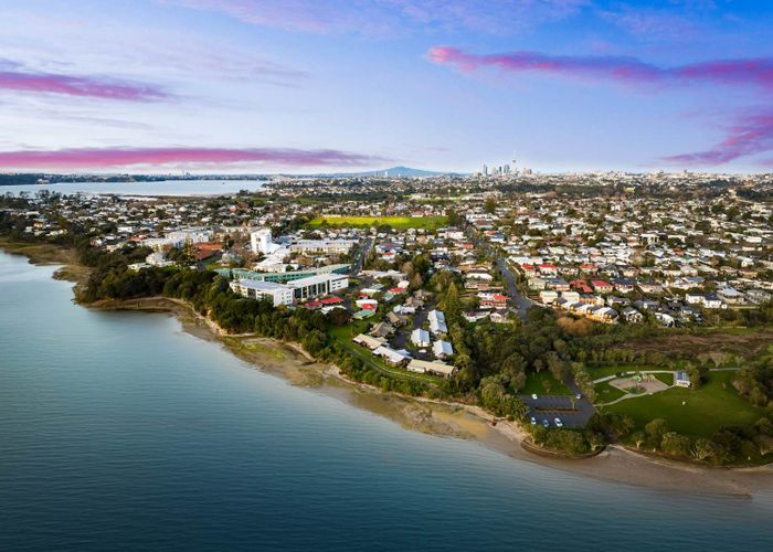  at 1 to 15/98-100 Walker Road, Point Chevalier, Auckland City, Auckland