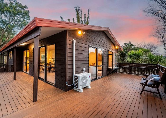  at 10 Outlook Road, Greenhithe, North Shore City, Auckland
