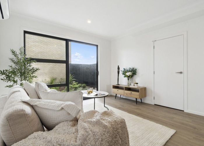  at 104 Te Tihi Street, Wiri, Manukau City, Auckland