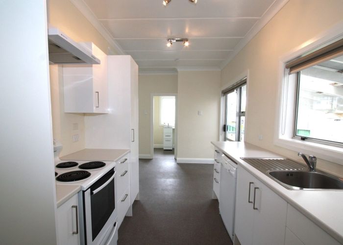  at 14 Calvert Road, Moturoa, New Plymouth, Taranaki
