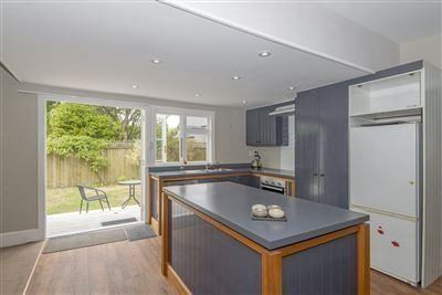 at 86a Idris Road, Fendalton, Christchurch City, Canterbury