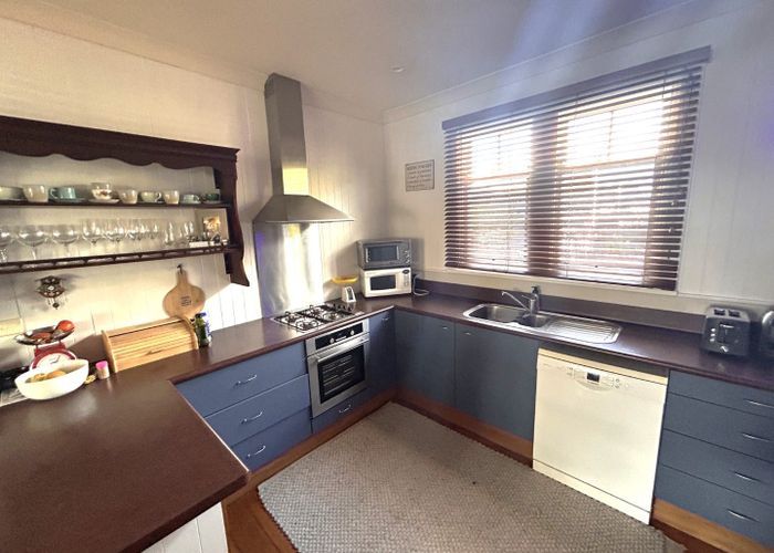  at 76 Summerhill Drive, Fitzherbert, Palmerston North
