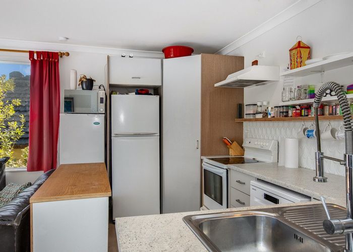  at 34 Sievers Grove, Cannons Creek, Porirua
