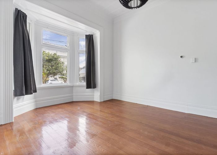  at 2/5 Park Avenue, Grafton, Auckland City, Auckland