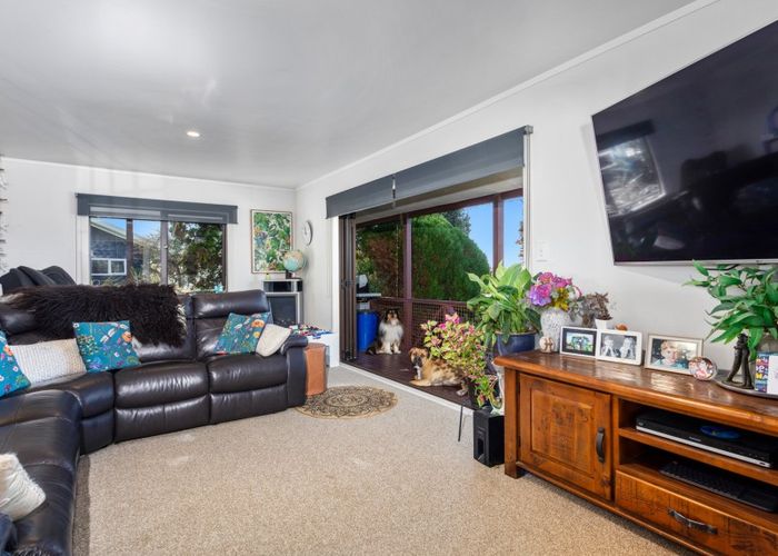  at 25 The Glebe, Coastlands, Whakatane