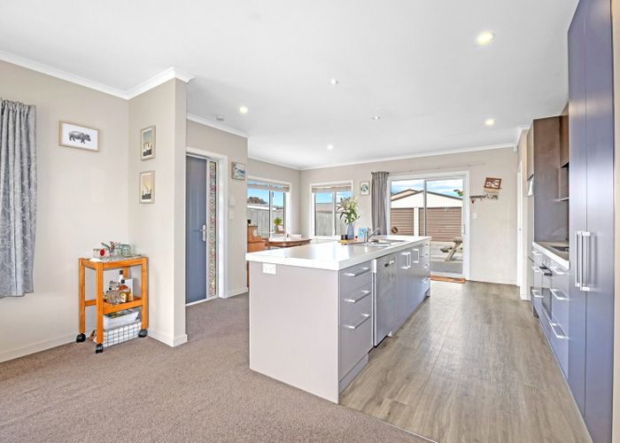  at 15 Cuffs Road, Wainoni, Christchurch City, Canterbury