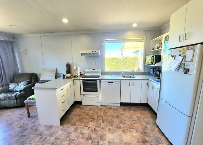  at 18 Glendale Crescent, Holmes Hill, Oamaru