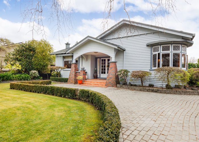  at 21 Manapouri Crescent, Hokowhitu, Palmerston North, Manawatu / Whanganui