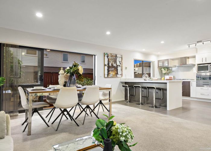  at 15 Darion Drive, Flat Bush, Auckland