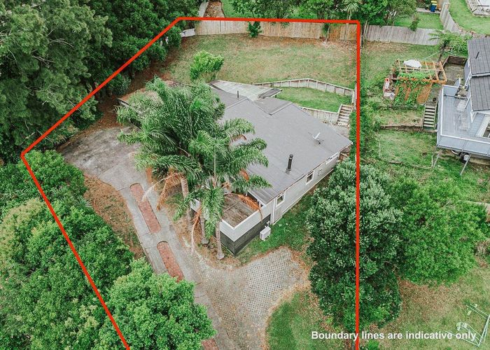  at 36 Beaudine Avenue, Glenfield, North Shore City, Auckland