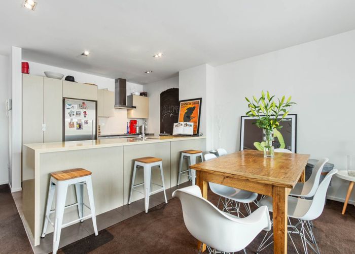  at 11D Garnet Road, Westmere, Auckland