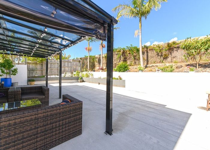  at 24 Sealy Road, Torbay, Auckland