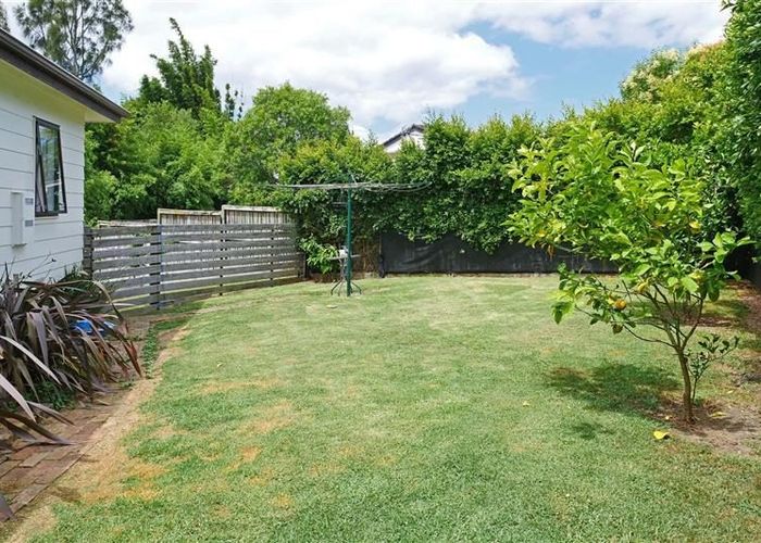  at 82 Glen Road, Ranui, Waitakere City, Auckland