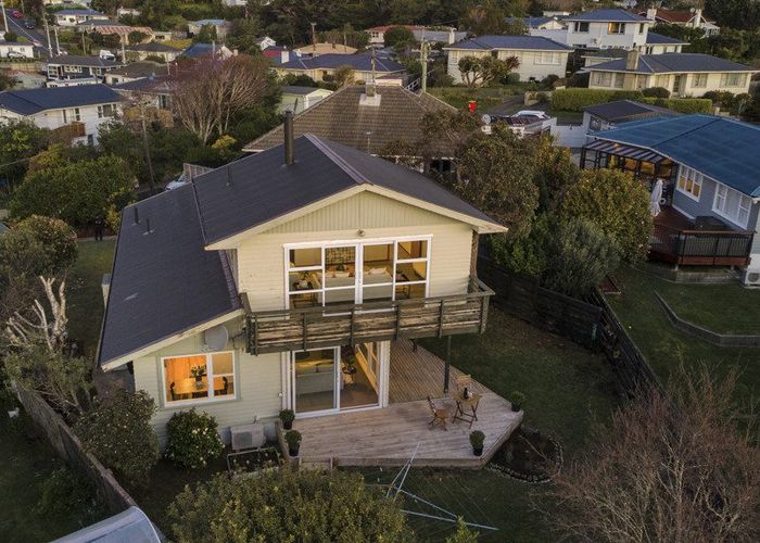  at 39 Lynda Avenue, Paparangi, Wellington, Wellington