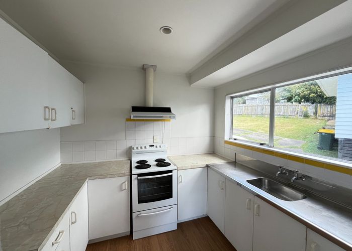  at 1/21 Maywood Crescent, Glen Eden, Waitakere City, Auckland