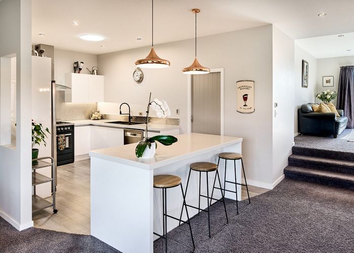  at 154 Endeavour Drive, Whitby, Porirua