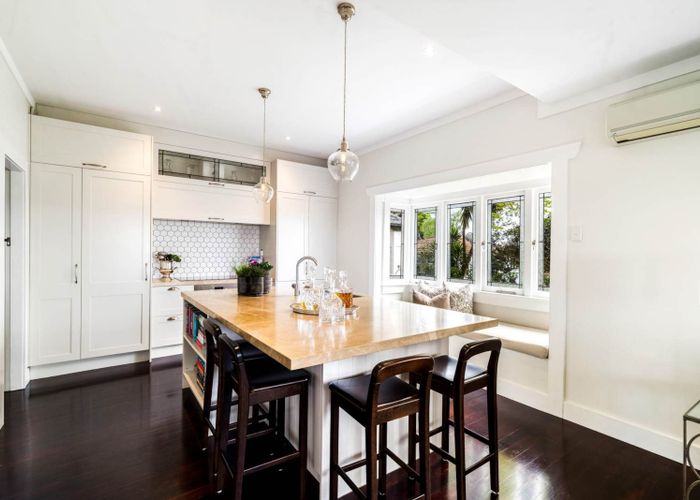  at 30 Court Crescent, Panmure, Auckland City, Auckland