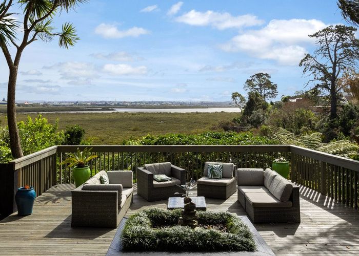  at 3/7A Seaside Avenue, Waterview, Auckland