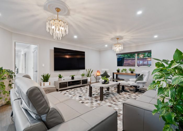  at 27 Beach Road, Pahurehure, Papakura, Auckland