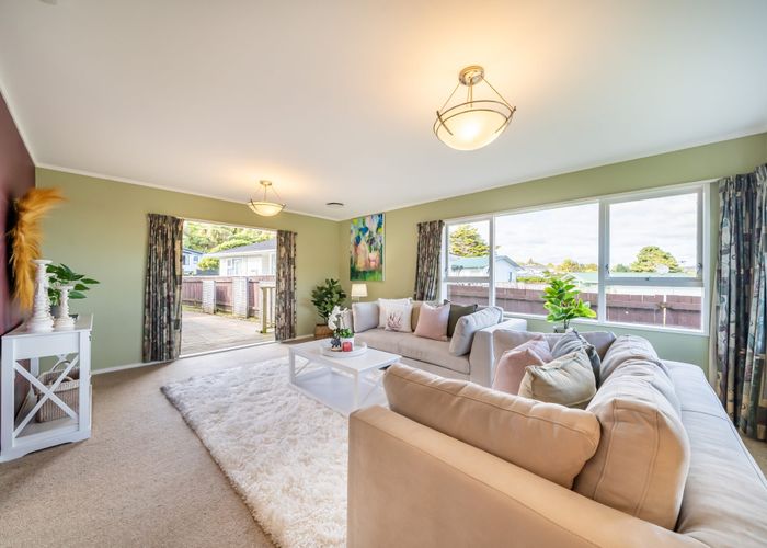  at 41 Waipounamu Drive, Kelson, Lower Hutt, Wellington