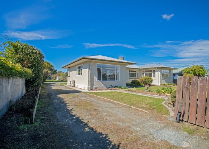  at 32 Acacia Drive, Levels