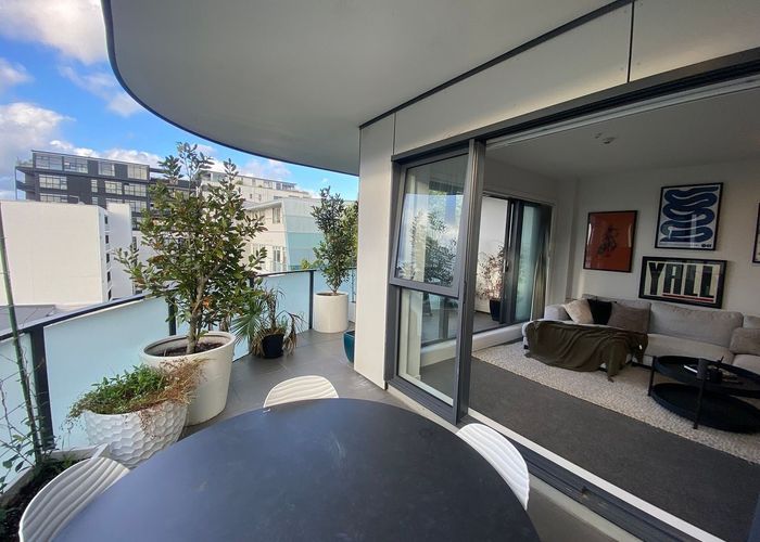  at 25/8 Basque Road, Eden Terrace, Auckland City, Auckland