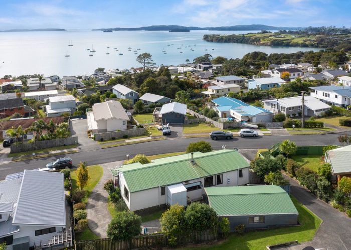  at 17 Mera Road, Algies Bay, Warkworth