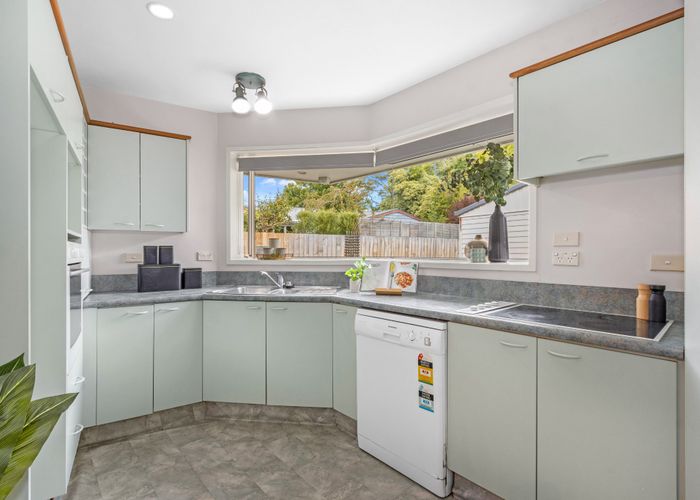  at 2/86 Brookside Terrace, Bryndwr, Christchurch