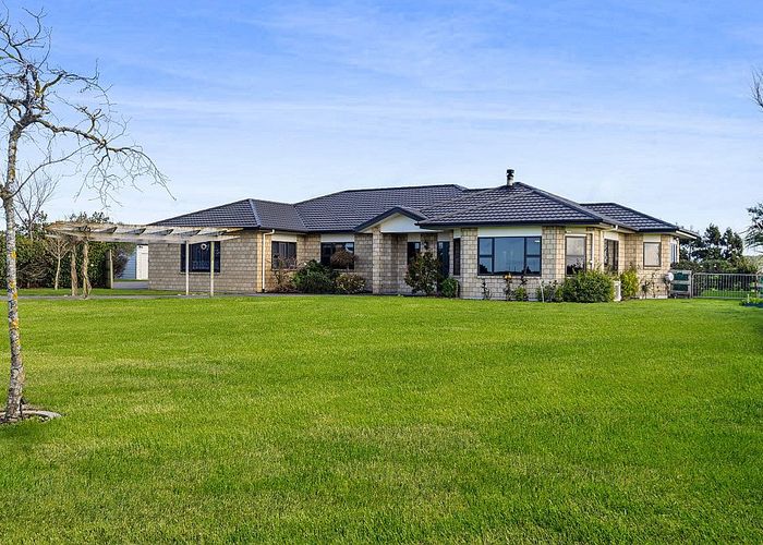  at 393 Ketemarae Road, Hawera