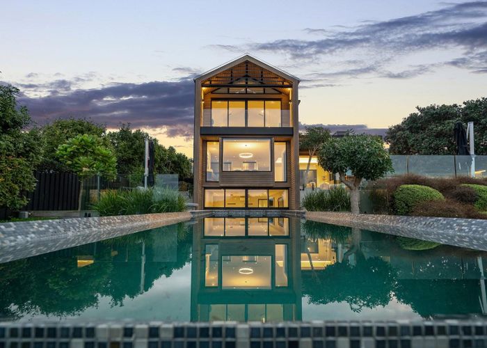  at 24 Seacliffe Avenue, Belmont, North Shore City, Auckland