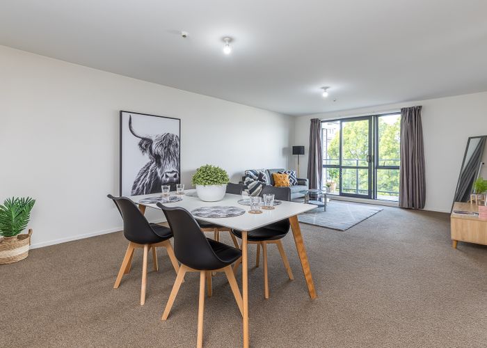  at 10/68 Mountain Road, Mount Wellington, Auckland