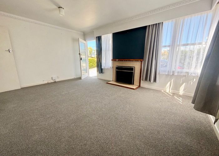  at 85 Albany Highway, Unsworth Heights, Auckland