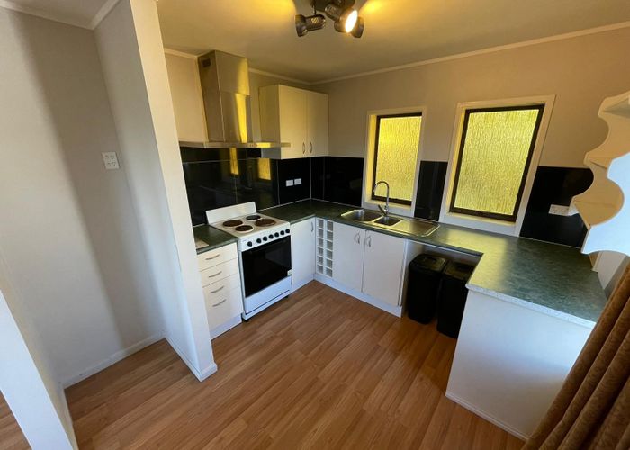  at 2/94 Glamorgan Drive,, Torbay, North Shore City, Auckland