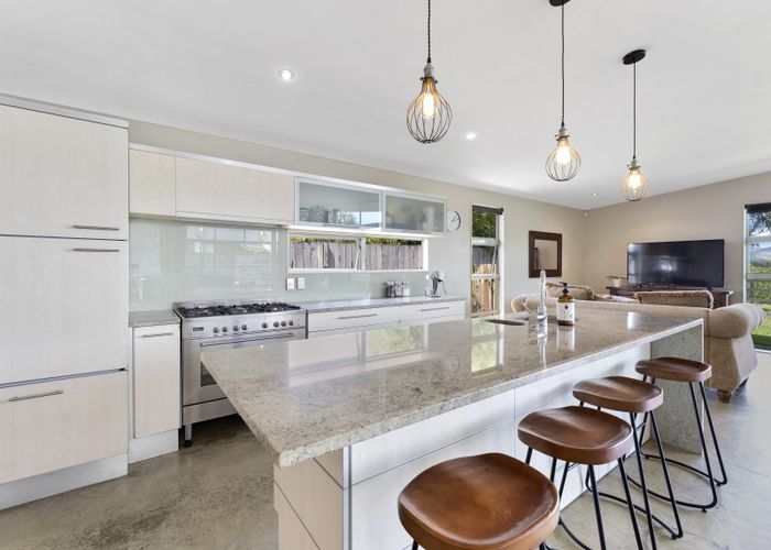  at 19 Springdale Grove, Fitzherbert, Palmerston North