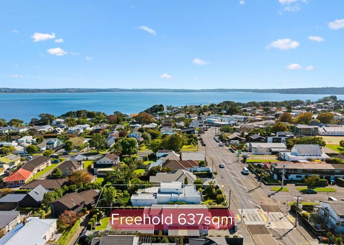  at 300 Point Chevalier Road, Point Chevalier, Auckland City, Auckland