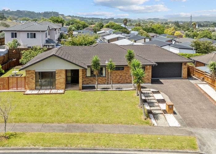  at 61  Senator Drive, Manurewa, Manukau City, Auckland