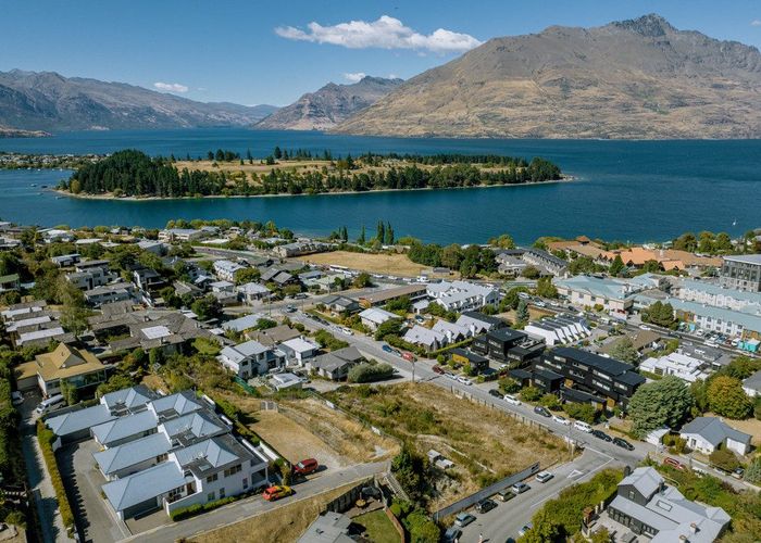  at 9-13 Hallenstein Street & 1 York Street, Town Centre, Queenstown-Lakes, Otago