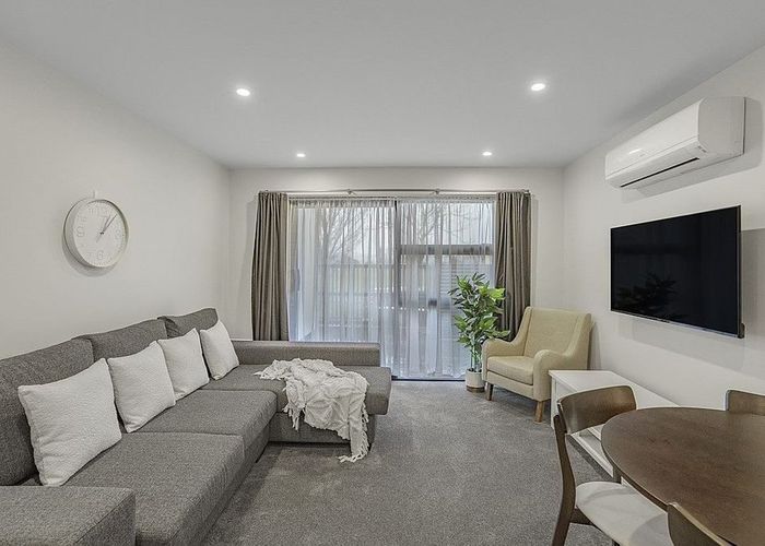  at 8 Te Ara O Ralph Olsen, Wainuiomata, Lower Hutt, Wellington