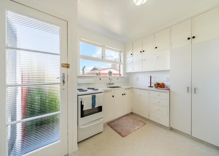  at 33a Percy Cameron Street, Avalon, Lower Hutt, Wellington