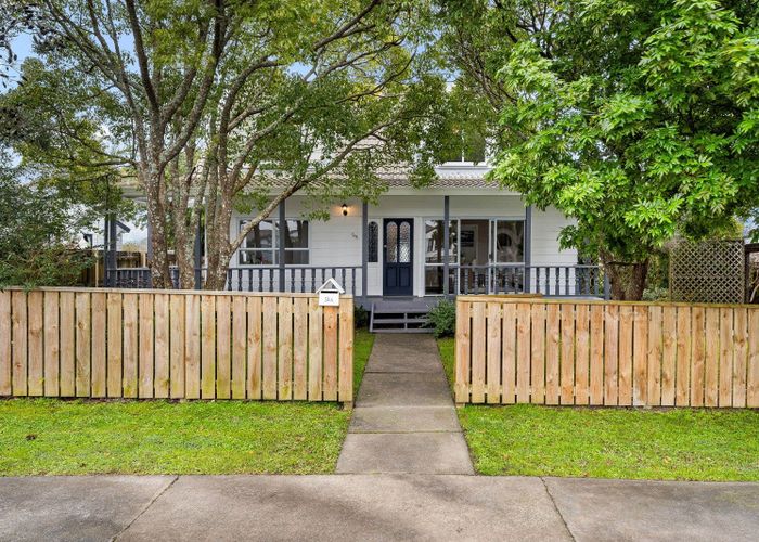  at 1/54 De Quincey Terrace, Highland Park, Manukau City, Auckland