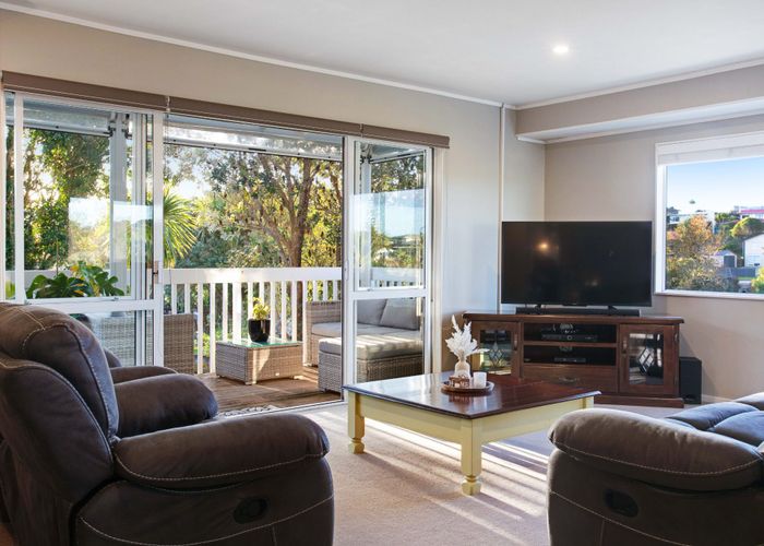  at 37 Charlotte Street, Stanmore Bay, Rodney, Auckland