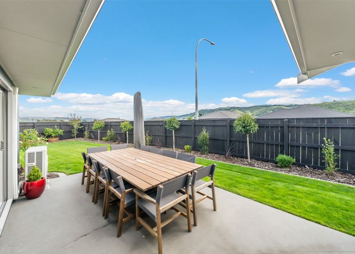  at 77 Sunstone Crescent, Timberlea, Upper Hutt