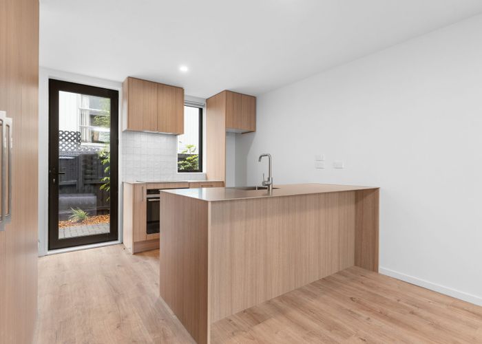  at 4/7 Grove Road, Addington, Christchurch City, Canterbury