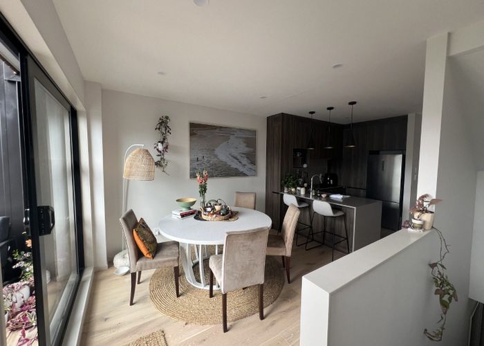  at 7 Longshore Drive, Long Bay, North Shore City, Auckland