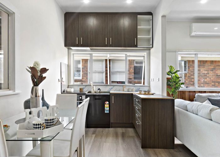  at 2 Inkerman Street, Onehunga, Auckland