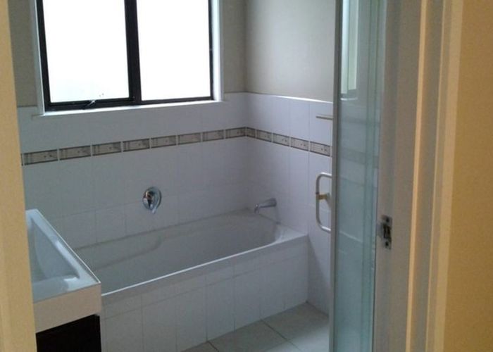  at 65 Mcfadzean Drive, Blockhouse Bay, Auckland City, Auckland